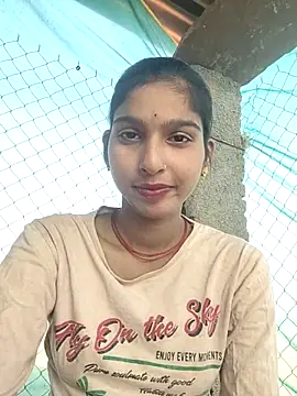 Snapshot of Yatiksha_Beby chatting on November 11, 2025, 8:03 am Yatiksha Beby online show from November 11, 2025, 8:03 am