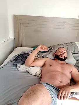 tripping385 online show from September 26, 2025, 8:02 pm