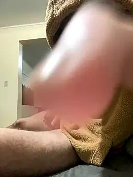 Snapshot of submisso321 chatting on October 6, 2025, 11:02 pm submisso321 online show from October 6, 2025, 11:02 pm