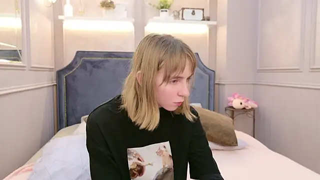 Snapshot of Beverly_Gomes chatting on October 16, 2025, 5:19 am Beverly Gomes online show from October 16, 2025, 5:19 am