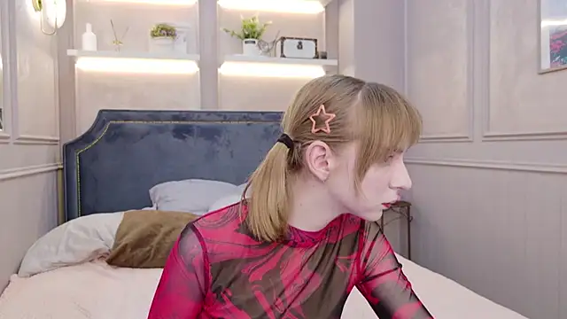 Snapshot of Beverly_Gomes chatting on November 9, 2025, 6:01 am Beverly Gomes online show from November 9, 2025, 6:01 am