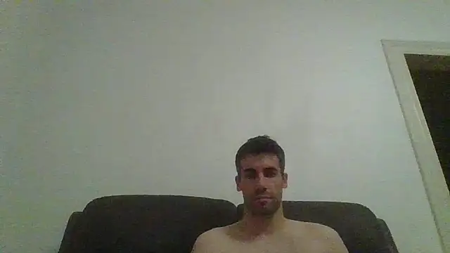 Snapshot of JulioIsHere4you chatting on September 19, 2025, 7:03 pm JulioIsHere4you online show from September 19, 2025, 7:03 pm