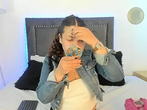 RubyStrong online show from April 14, 2026, 7:20 pm