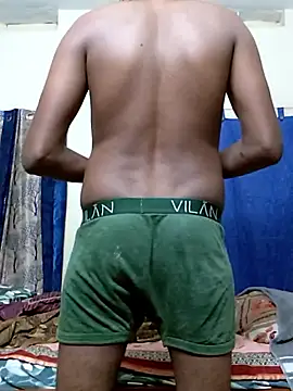 Snapshot of Bigsizemodda chatting on October 30, 2025, 3:46 pm Bigsizemodda online show from October 30, 2025, 3:46 pm