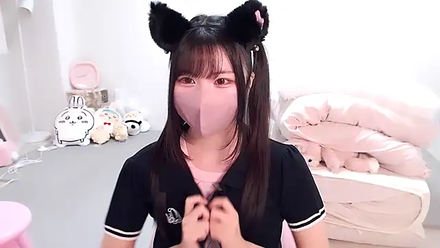 moka-neko online show from September 28, 2025, 11:59 am