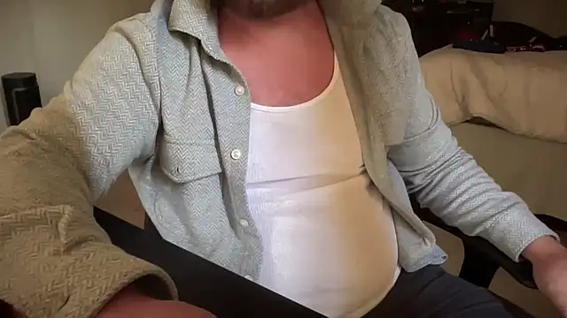 Snapshot of nagolraven chatting on October 8, 2025, 10:29 pm nagolraven online show from October 8, 2025, 10:29 pm