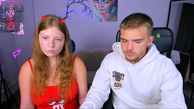 Snapshot of melani_bumm chatting on September 19, 2025, 7:43 am melani bumm online show from September 19, 2025, 7:43 am