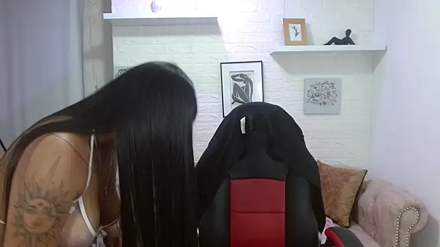 aylin tk online show from October 16, 2025, 3:07 am