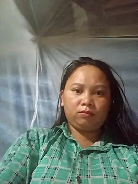 Snapshot of -Kitty-92 chatting on September 18, 2025, 10:45 pm -Kitty-92 online show from September 18, 2025, 10:45 pm