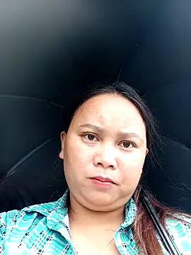 Snapshot of -Kitty-92 chatting on October 7, 2025, 1:25 am -Kitty-92 online show from October 7, 2025, 1:25 am