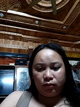 Snapshot of -Kitty-92 chatting on October 8, 2025, 10:07 pm -Kitty-92 online show from October 8, 2025, 10:07 pm