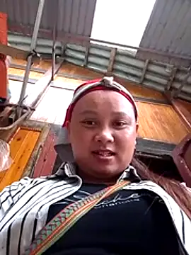 Snapshot of -Kitty-92 chatting on October 27, 2025, 5:22 am -Kitty-92 online show from October 27, 2025, 5:22 am