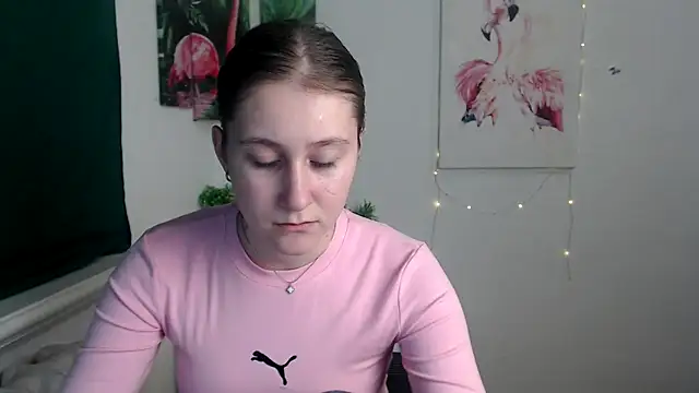 Milka kamila online show from November 18, 2025, 12:31 pm