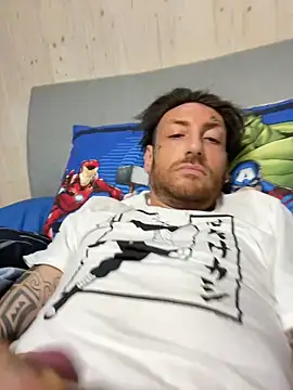 dennis89768 online show from February 17, 2026, 11:22 pm