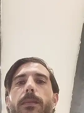 Snapshot of BogossFrench chatting on November 20, 2025, 12:00 am BogossFrench online show from November 20, 2025, 12:00 am