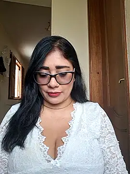 Monse--145 online show from January 19, 2026, 3:38 pm