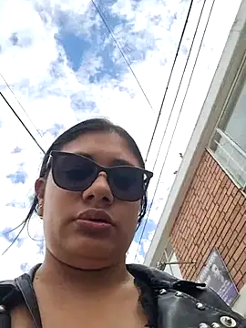 Monse--145 online show from February 22, 2026, 1:42 pm