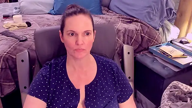 ninajaymes online show from January 8, 2025, 2:14 am