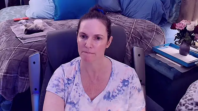 ninajaymes online show from February 5, 2025, 2:08 am