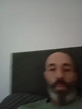 Snapshot of Winter86mark chatting on June 19, 2026, 10:41 am Winter86mark online show from June 19, 2026, 10:41 am