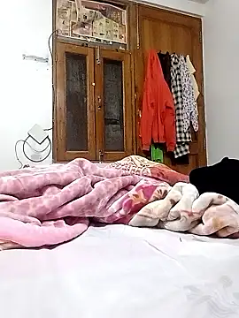 miss raavy online show from January 18, 2026, 4:00 pm