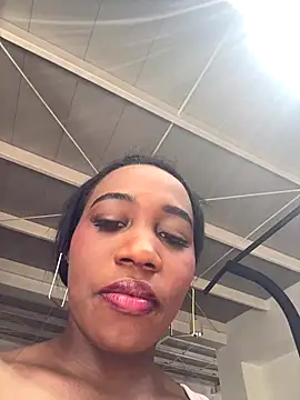 maryuri 21 online show from November 3, 2025, 3:02 pm