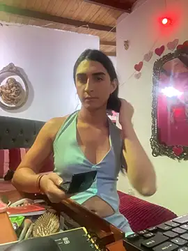 lola diez online show from October 11, 2025, 10:19 pm