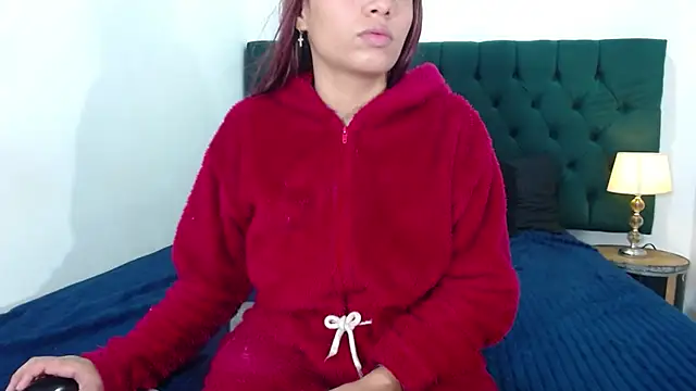 Snapshot of Ariatnaanddilan chatting on October 19, 2025, 7:36 pm Ariatnaanddilan online show from October 19, 2025, 7:36 pm