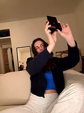 SophiiaStarr online show from January 14, 2026, 7:08 pm