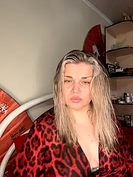 Nayvessa online show from November 24, 2025, 6:40 pm