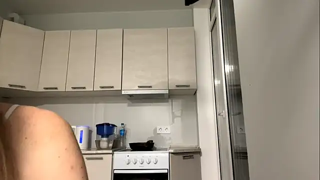 Snapshot of Denni_Spilber chatting on September 23, 2025, 4:54 pm Denni Spilber online show from September 23, 2025, 4:54 pm