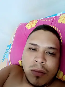 Snapshot of Alexboy022025 chatting on September 26, 2025, 10:47 pm Alexboy022025 online show from September 26, 2025, 10:47 pm