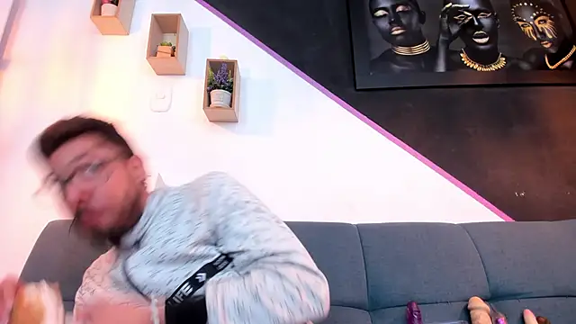 DanteWinter online show from October 10, 2025, 3:27 am