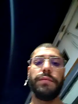 DanteWinter online show from April 12, 2026, 1:10 am