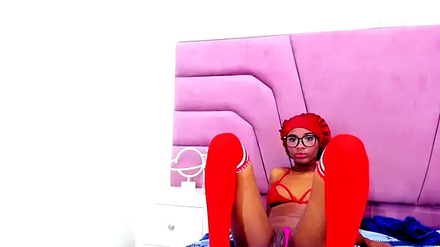 MarianRosse online show from October 14, 2025, 8:04 am