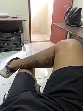 Snapshot of mtpgostoso chatting on October 15, 2025, 3:56 pm mtpgostoso online show from October 15, 2025, 3:56 pm