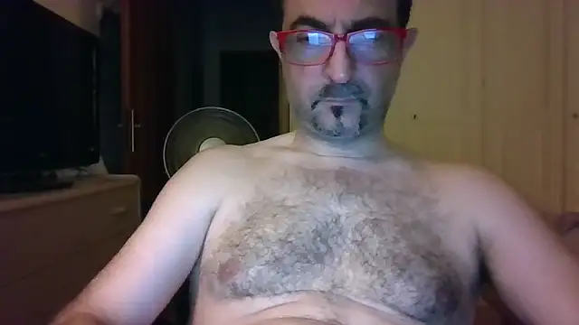 Snapshot of max_im69 chatting on July 18, 2026, 10:35 pm max im69 online show from July 18, 2026, 10:35 pm