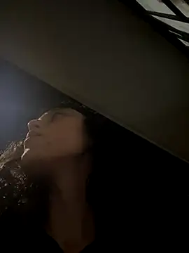 XBODTRIIPX online show from November 22, 2025, 4:00 am