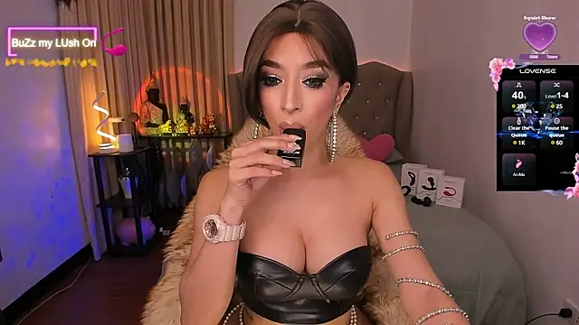 Dream Goddess online show from December 12, 2024, 9:30 am