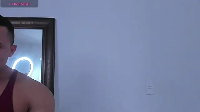 KingLevi01 online show from October 8, 2025, 9:23 pm