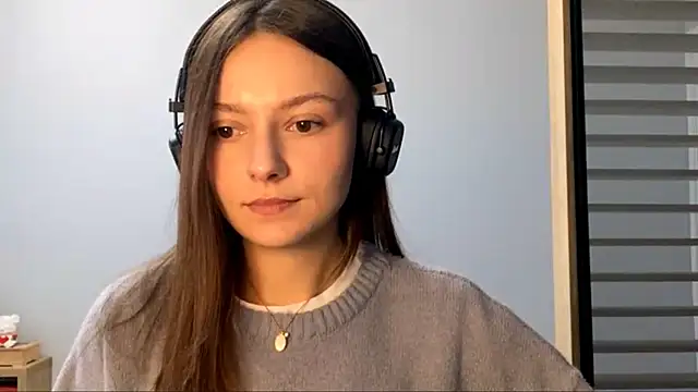 Snapshot of SoulHiperAgne_ chatting on September 28, 2025, 3:17 pm SoulHiperAgne online show from September 28, 2025, 3:17 pm