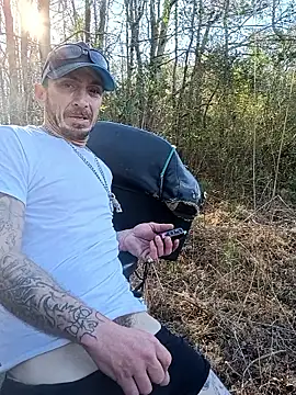 Mrluckstick online show from March 9, 2026, 9:41 pm