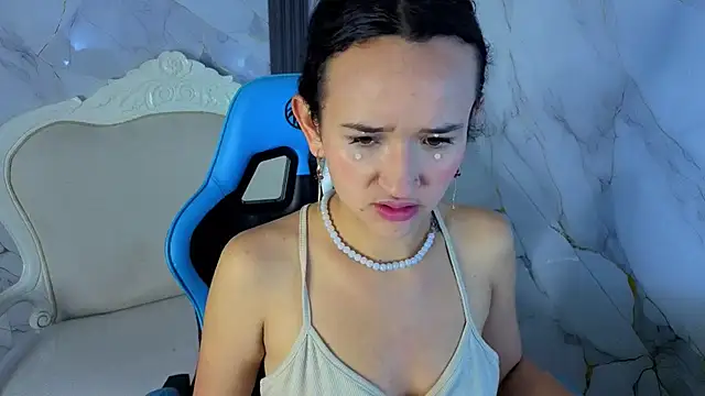 Snapshot of bella_vibess_s chatting on February 21, 2026, 12:39 pm bella vibess s online show from February 21, 2026, 12:39 pm