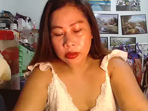 Snapshot of filipina_beauty chatting on October 21, 2025, 7:03 pm filipina beauty online show from October 21, 2025, 7:03 pm