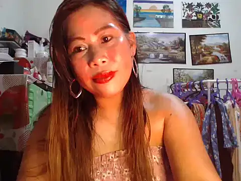 Snapshot of filipina_beauty chatting on November 13, 2025, 5:56 pm filipina beauty online show from November 13, 2025, 5:56 pm