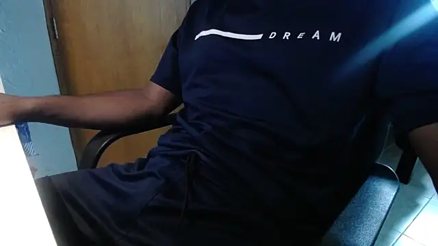 Snapshot of here_cumshot chatting on November 3, 2025, 1:23 pm here cumshot online show from November 3, 2025, 1:23 pm