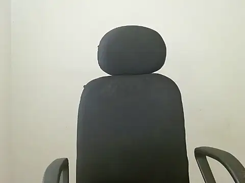 priya 022 online show from October 17, 2025, 4:59 am