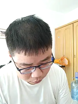 Snapshot of _KaiXin_ chatting on November 4, 2025, 4:00 am KaiXin online show from November 4, 2025, 4:00 am