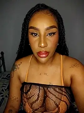 Queen Amara online show from May 7, 2026, 3:45 am