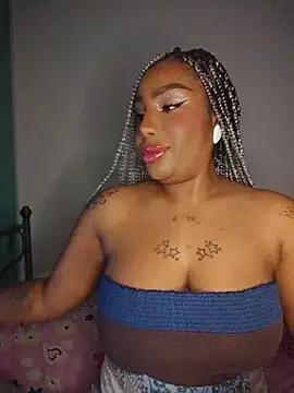 Queen Amara online show from June 3, 2026, 4:04 am